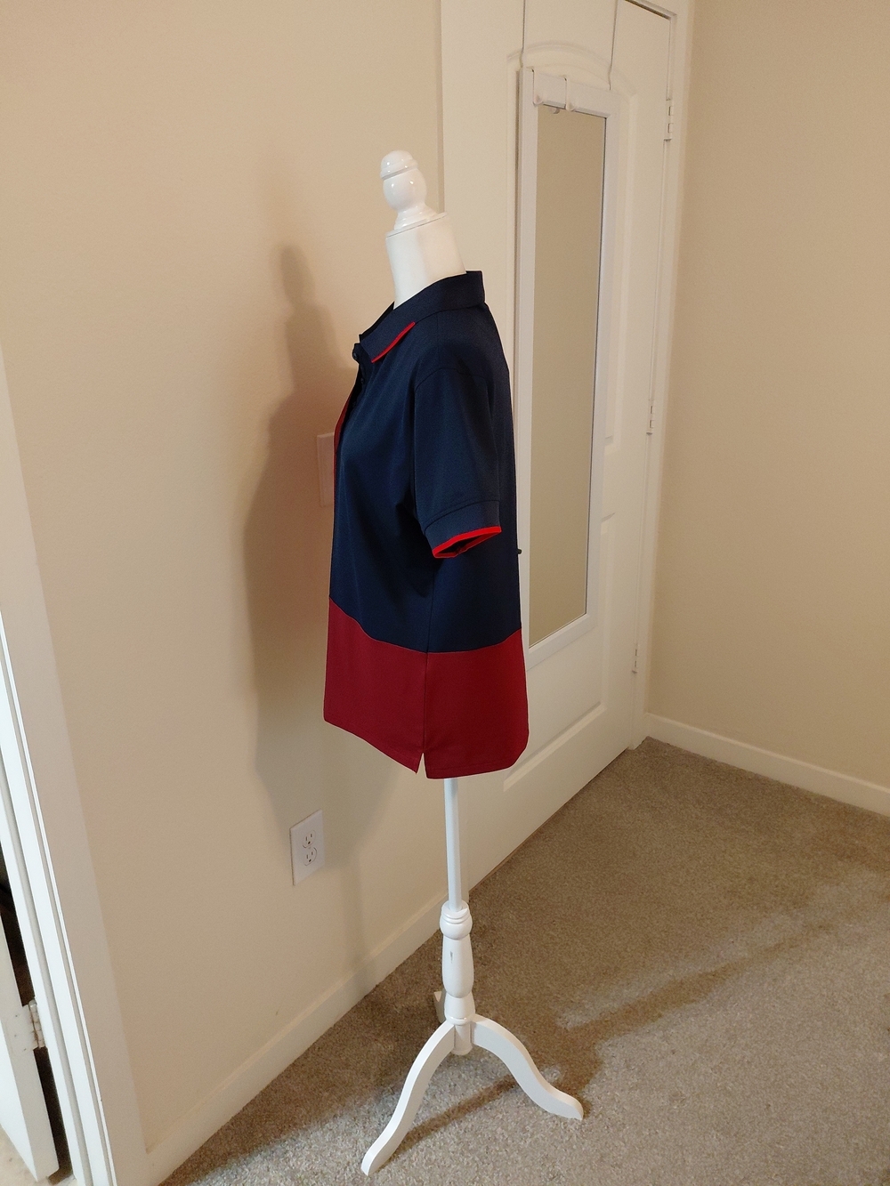 G/Fore Womens Color Block Polo XL Red Blue Short Sleeves EUC - Picture 6 of 8